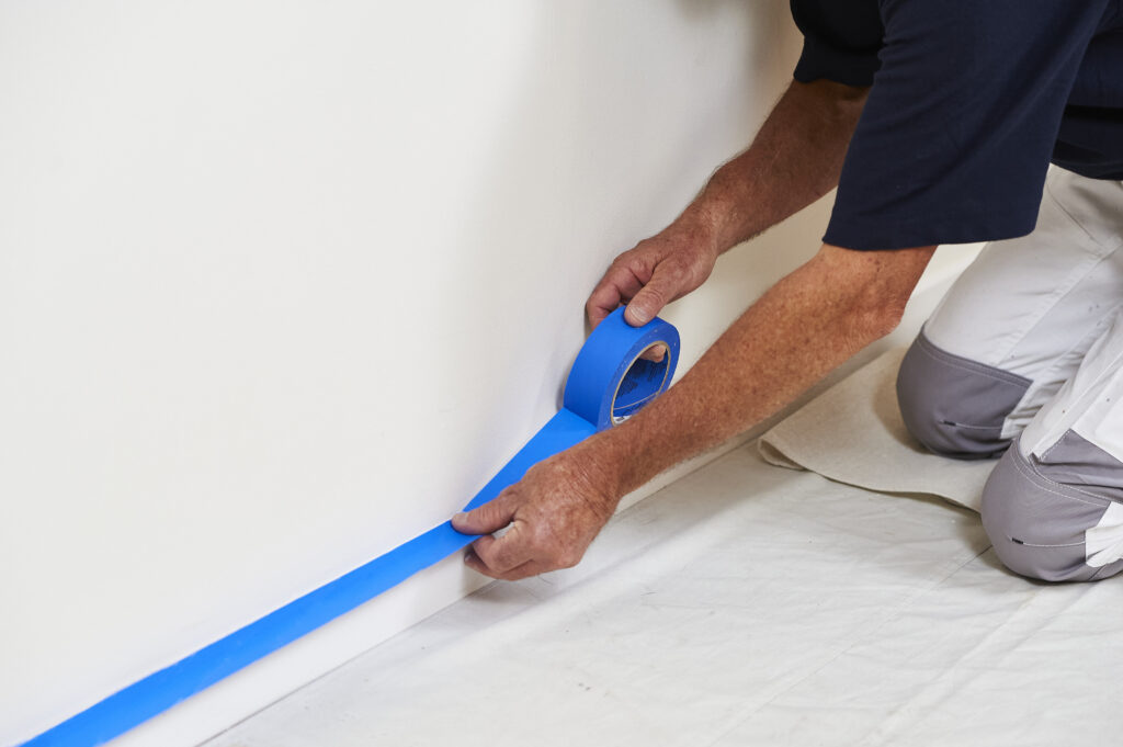 Using masking tape on Paint an Interior Wall